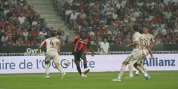 OGC Nice vs Benfica (02:00 – 07/08) | Xem lại trận đấu